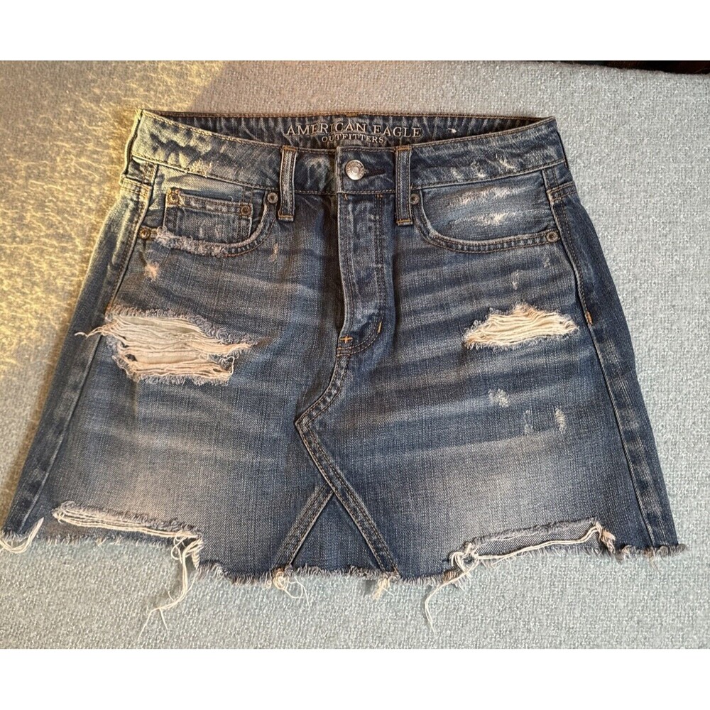 American‎ Eagle Skirt Size 2 Womens Cut Off Button Fly Stretch Distressed Denim